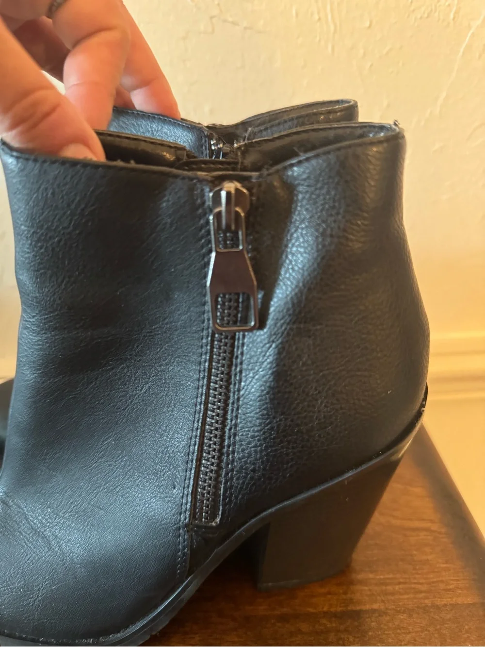 Brand new Call It Spring Black Leather-Look Block Heel Ankle Boots size 8